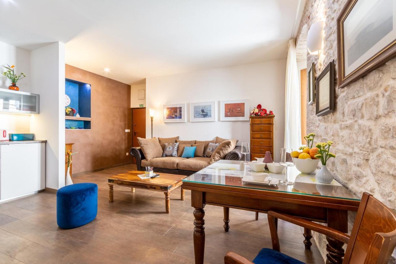 Deluxe Apartments Muse Split Extérieur photo
